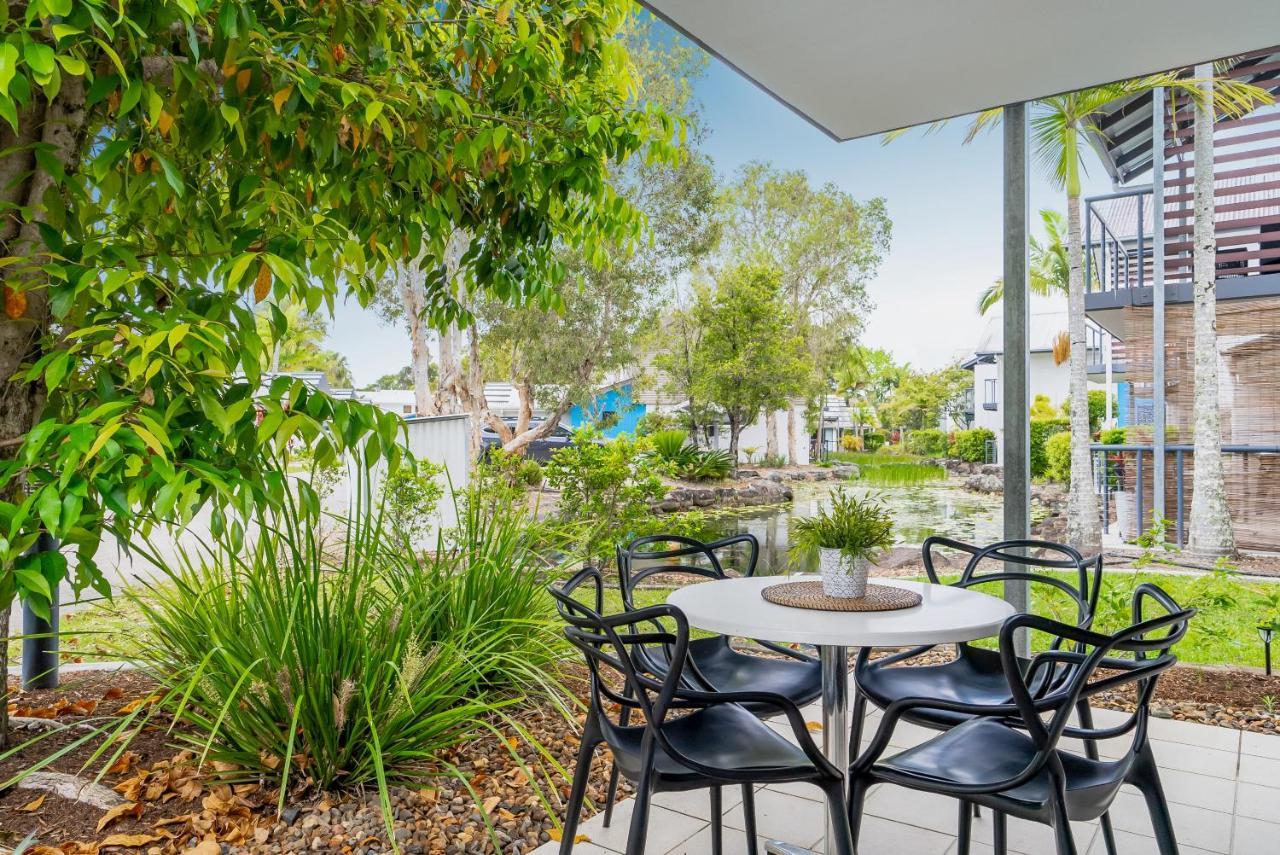 Relax And Unwind In 2 Bedroom Townhouse Apartment *