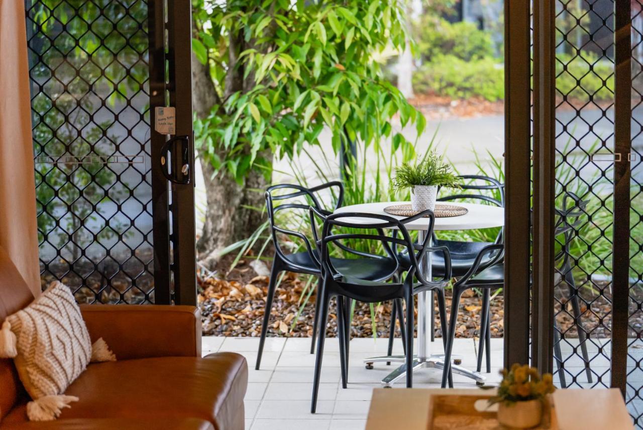 Relax And Unwind In 2 Bedroom Townhouse *