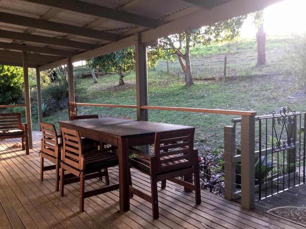 Green Hill Cottage, Heart Of Noosa Hinterland Casa de férias Kin Kin