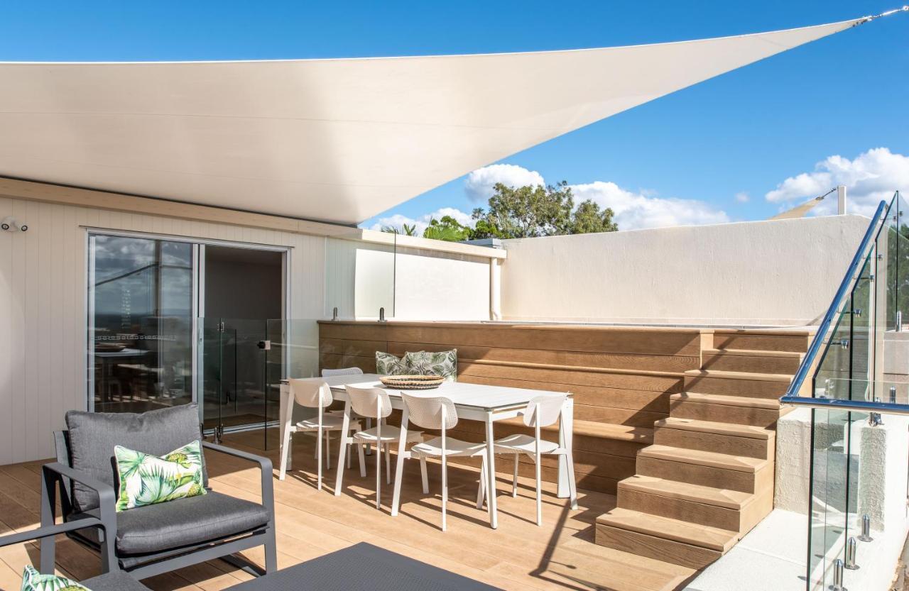 Crest Penthouse 37 *