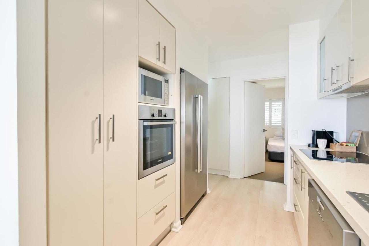 Crest Penthouse 40