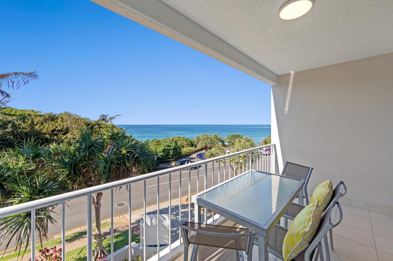 La Mer Sunshine Beachfront 4*