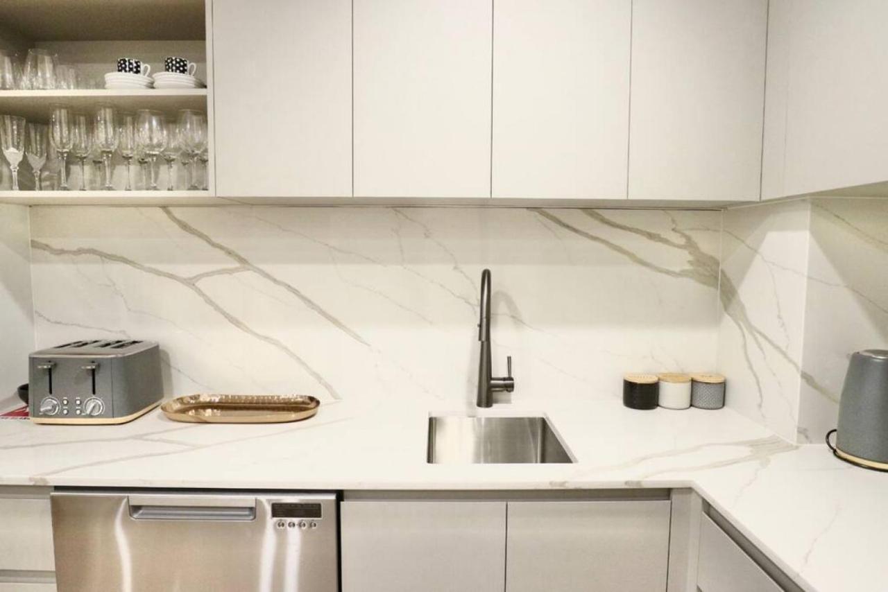 Apartment 617 Hastings Street Metres To The