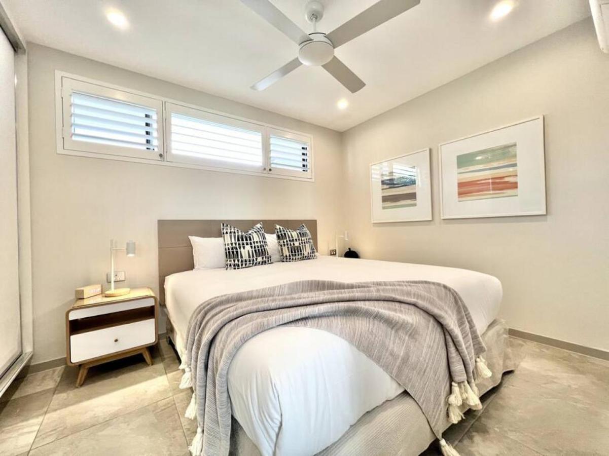 6apt Beautifully Renovated On Hastings Street Apartment