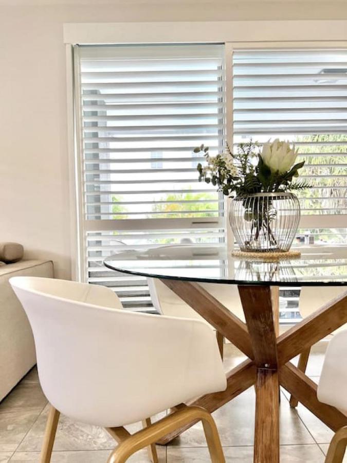 6apt Beautifully Renovated On Hastings Street Apartment