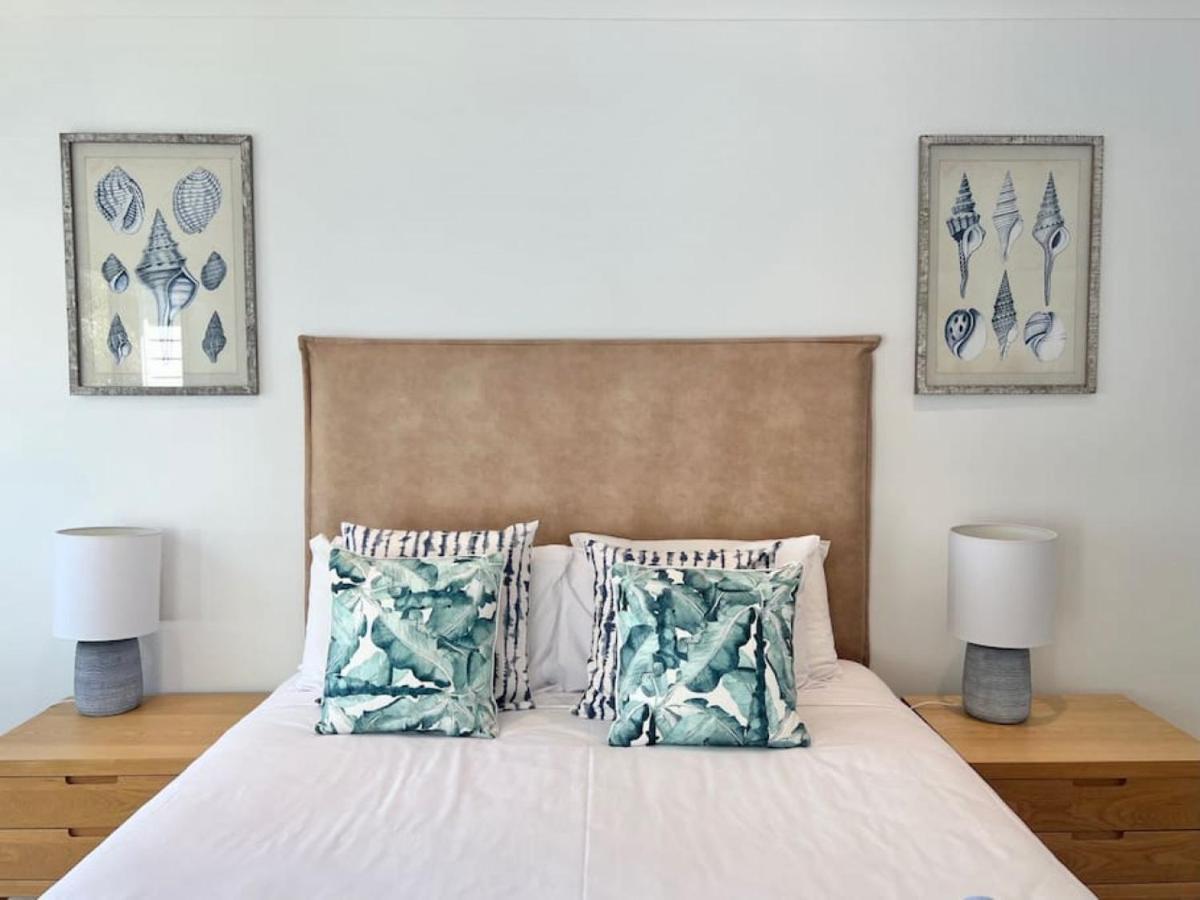 14 Gorgeous Waterfront Noosa Oasis Noosaville