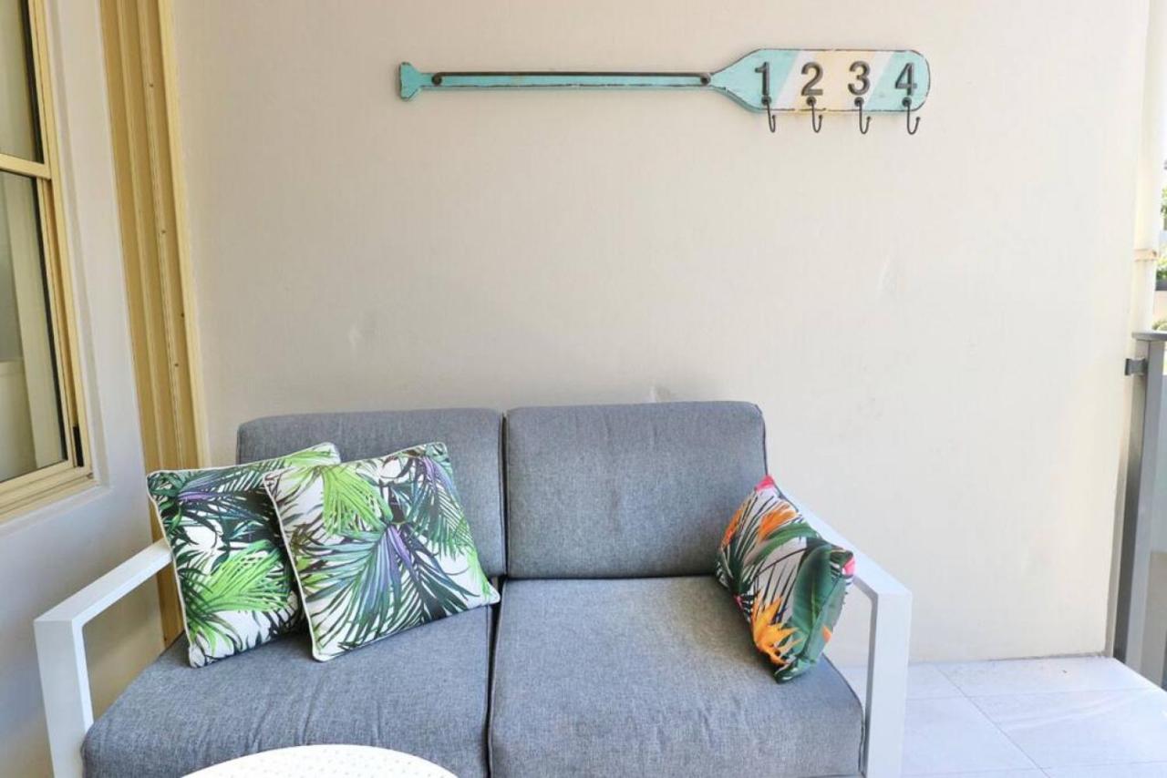 Apartment 124 Hastings Street 2 Bedroom Walk To The Beach Noosa Heads
