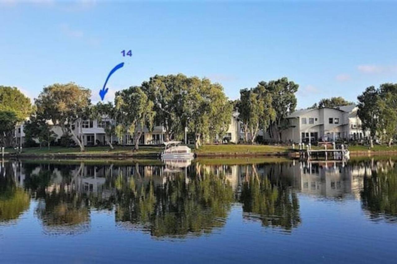 Apartment 14 Gorgeous Waterfront Noosa Oasis Noosaville