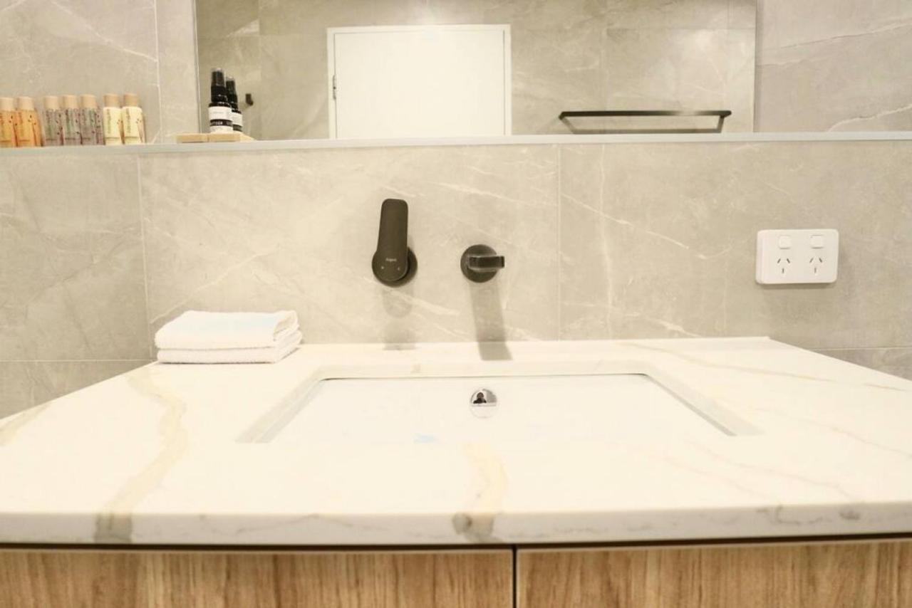 Apartment 617 Hastings Street Metres To The
