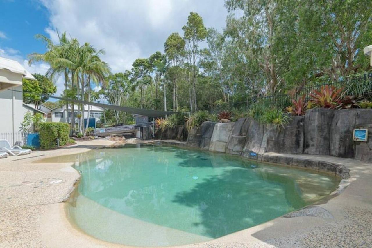 14 Gorgeous Waterfront Noosa Oasis Apartment