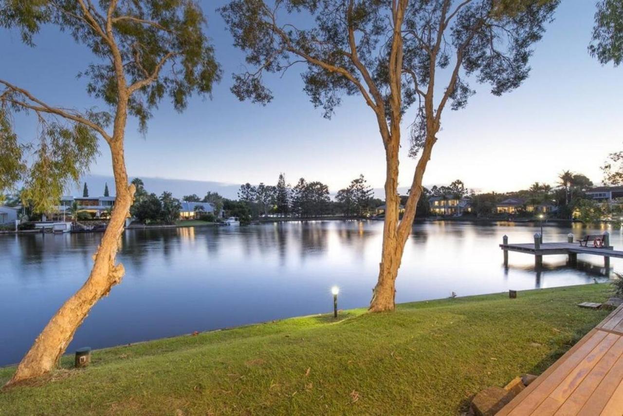 14 Gorgeous Waterfront Noosa Oasis Apartment *