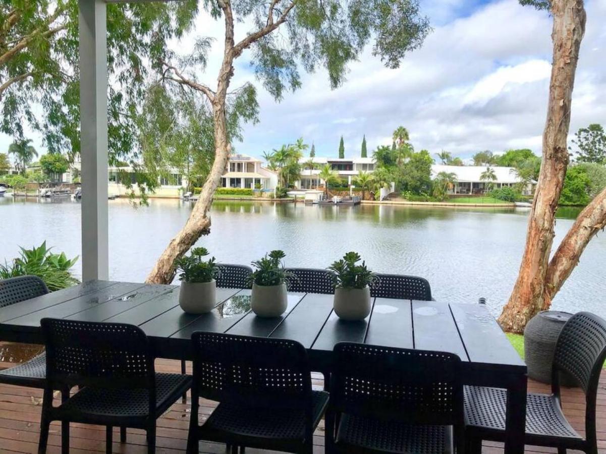 Apartment 14 Gorgeous Waterfront Noosa Oasis