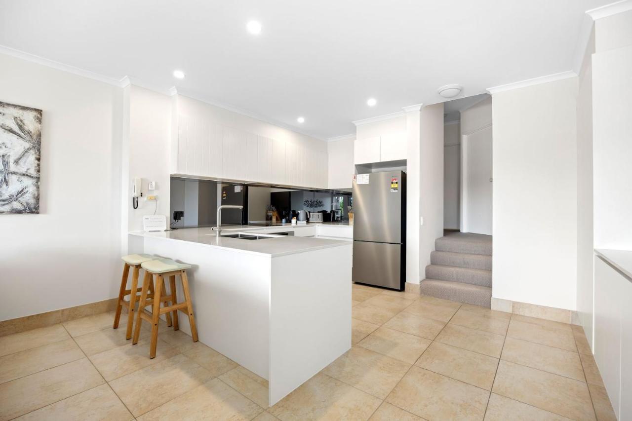 Apartment Unit 6 Taralla 16 18 Edgar Bennett Avenue *