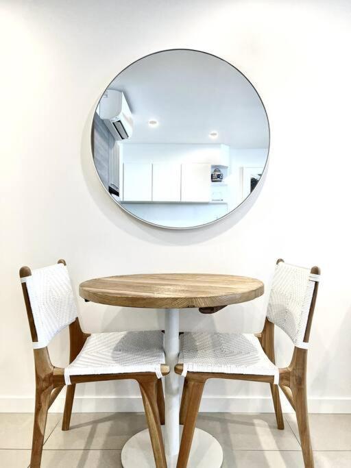 18ob Absolute Beachfront - Main *