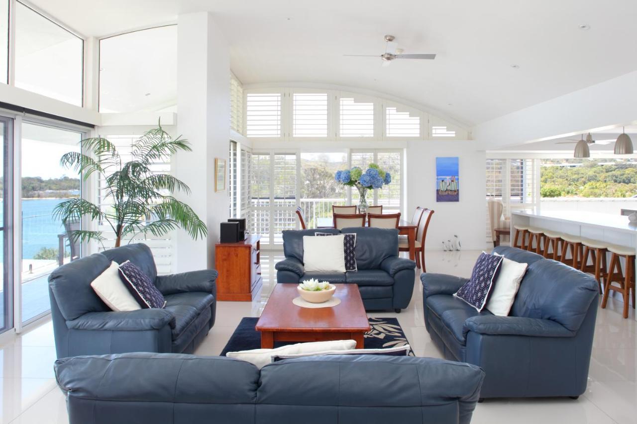 Quays Waterfront Apartment *