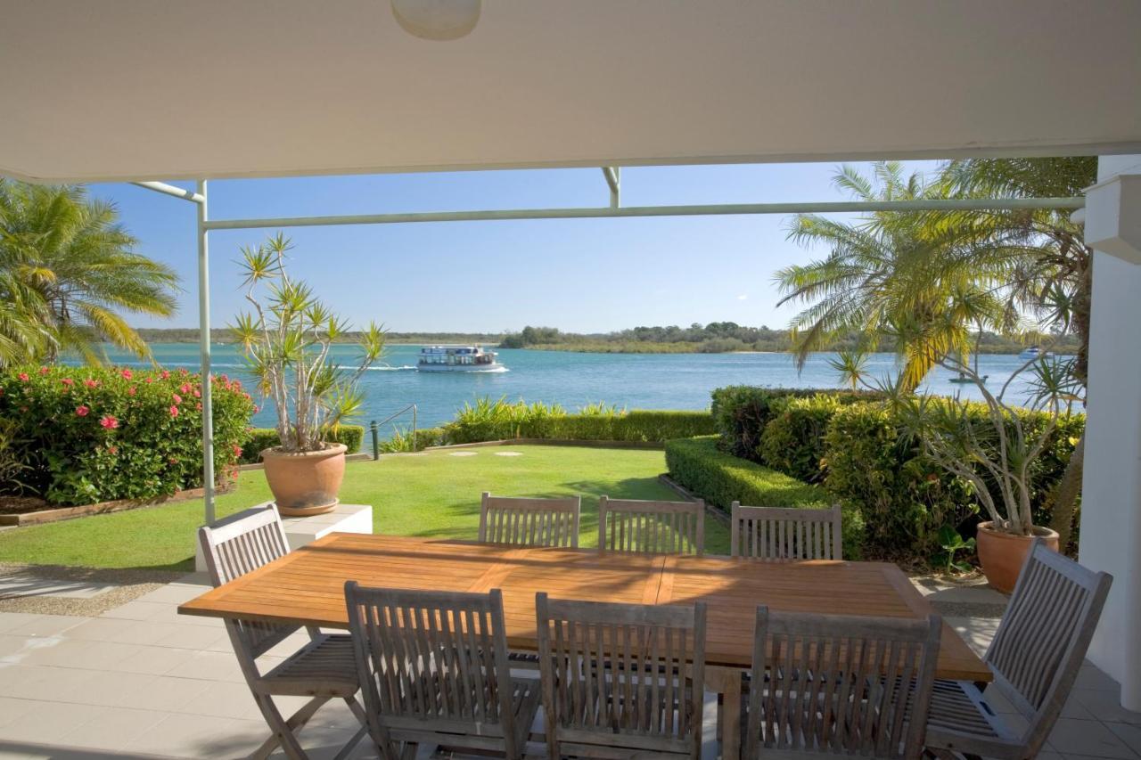 Quays Waterfront Apartment *