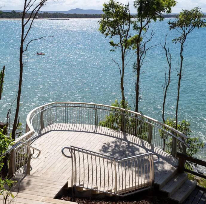 Yaringa - Ocean View, Walk To Apartment