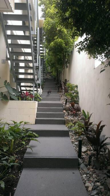 Apartment Yaringa - Ocean View, Walk To Noosa Heads
