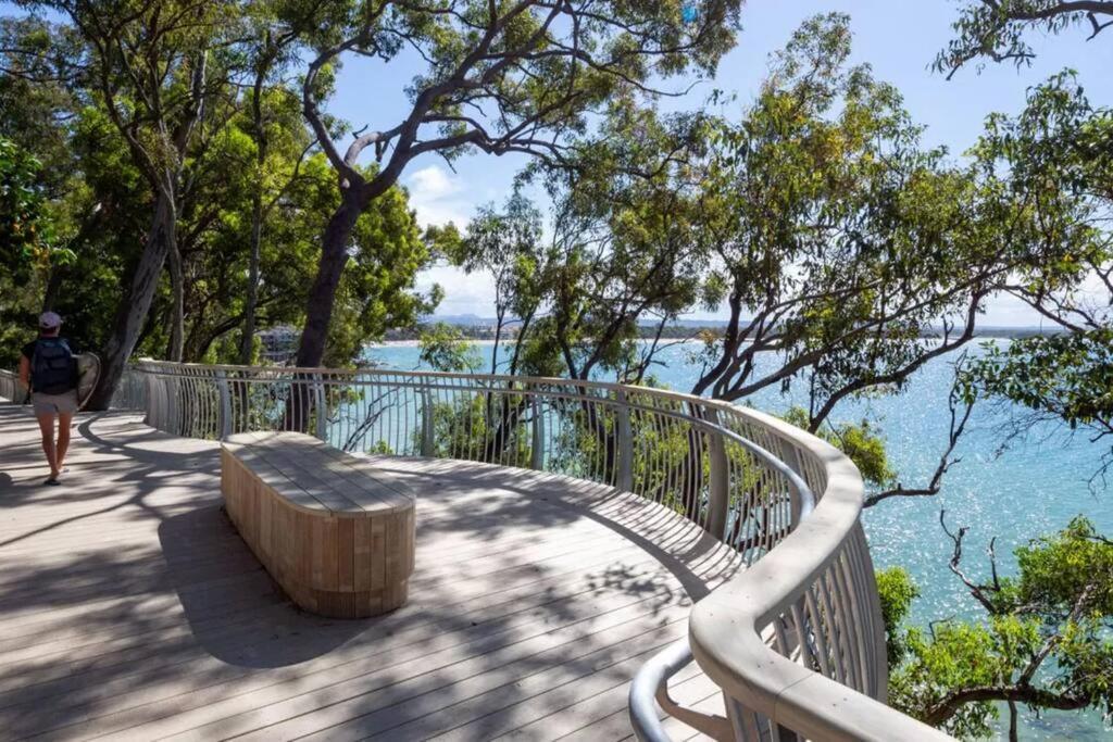 Yaringa - Ocean View, Walk To Apartment Noosa Heads