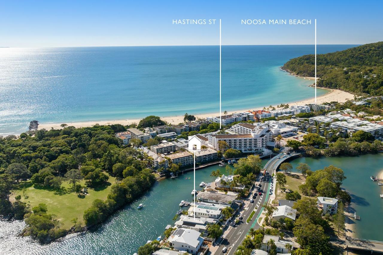 Iluka, Luxurious Riverfront Retreat Holiday home