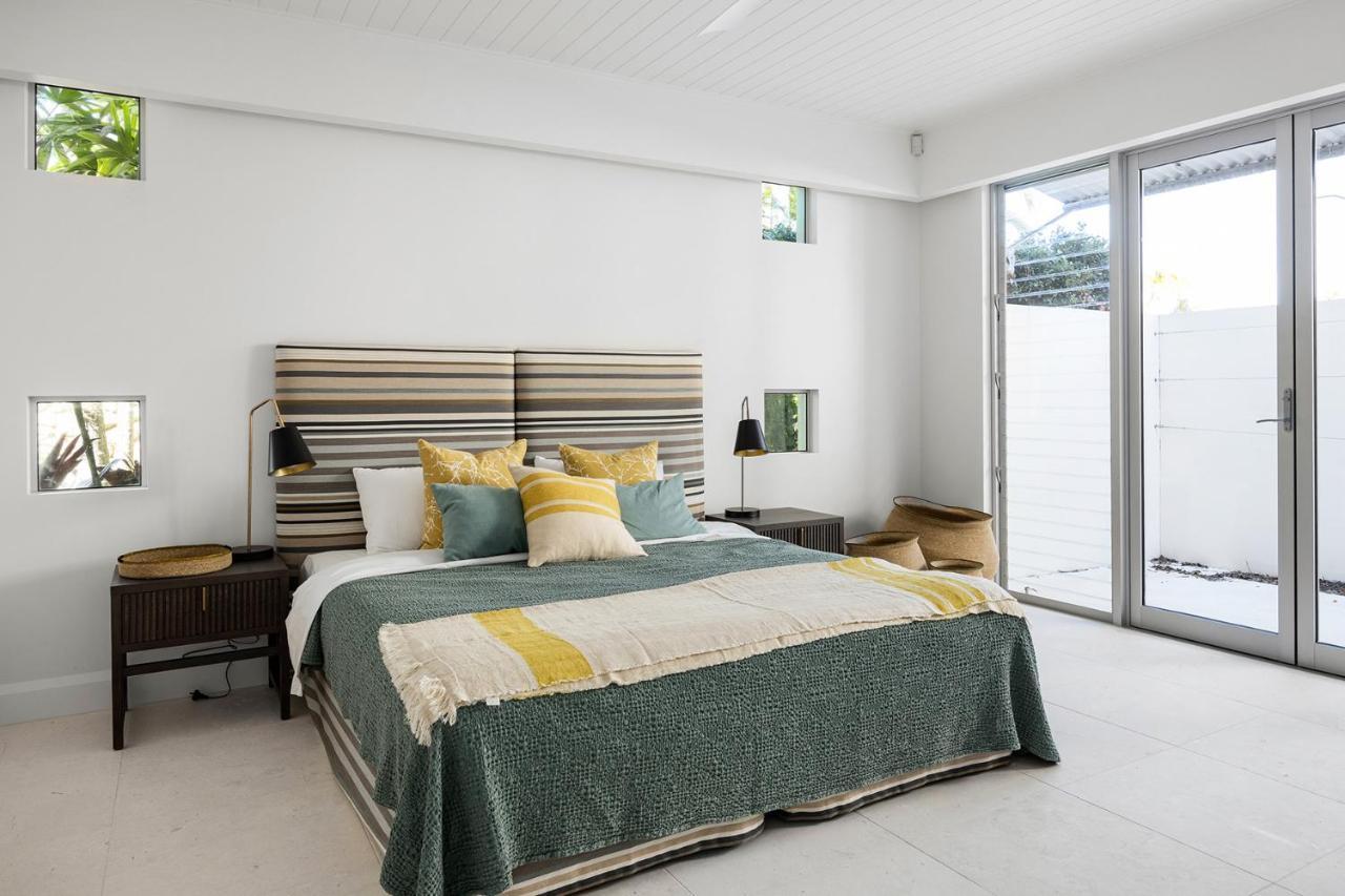 Iluka, Luxurious Riverfront Retreat Noosa Heads