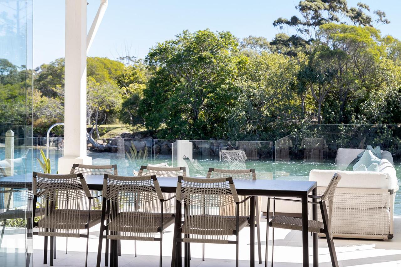 Iluka, Luxurious Riverfront Retreat Holiday home *