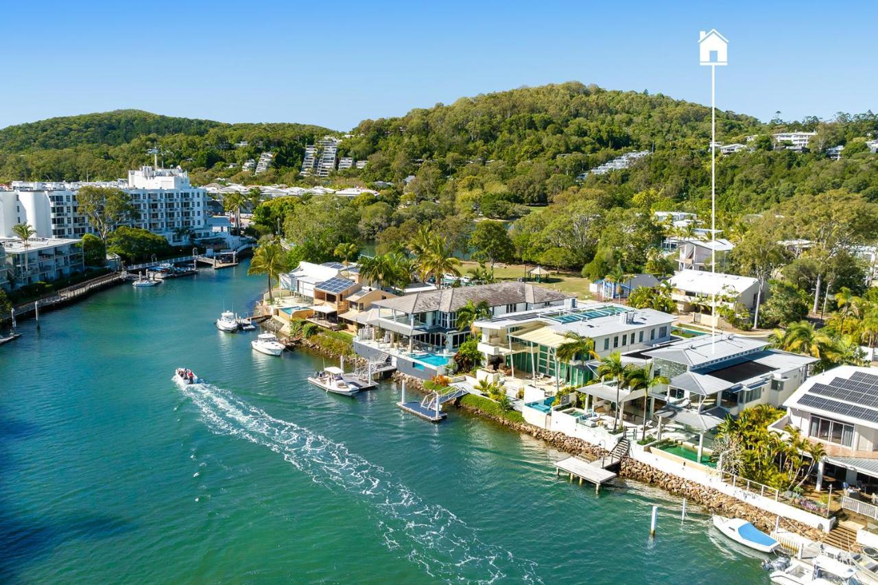Iluka, Luxurious Riverfront Retreat Noosa Heads