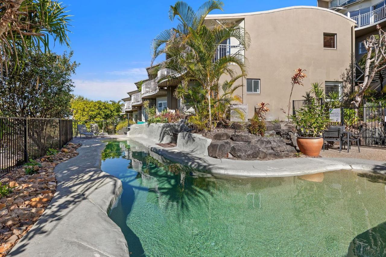 Apartment Unit 6 Andari Sweeping Sunshine Views Close To Everything *