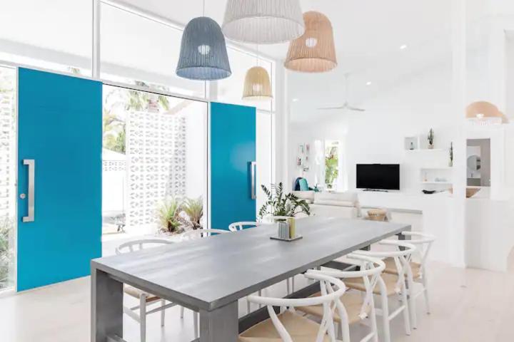 Villa Poinciana House—luxury Retreat Close To Noosa Heads