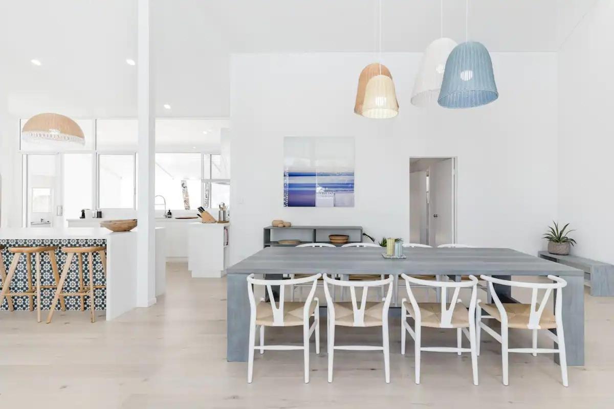 Poinciana House—luxury Retreat Close To Noosa Heads