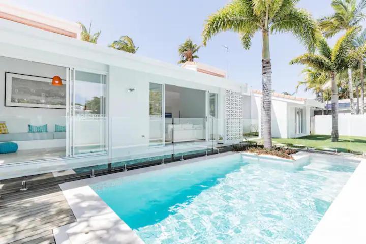 Poinciana House—luxury Retreat Close To Noosa Heads