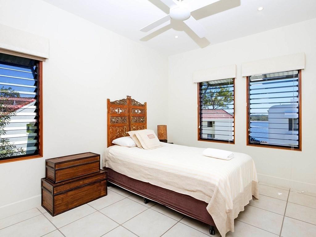 Balinese Inspired Retreat With Pool Holiday home Noosa Heads