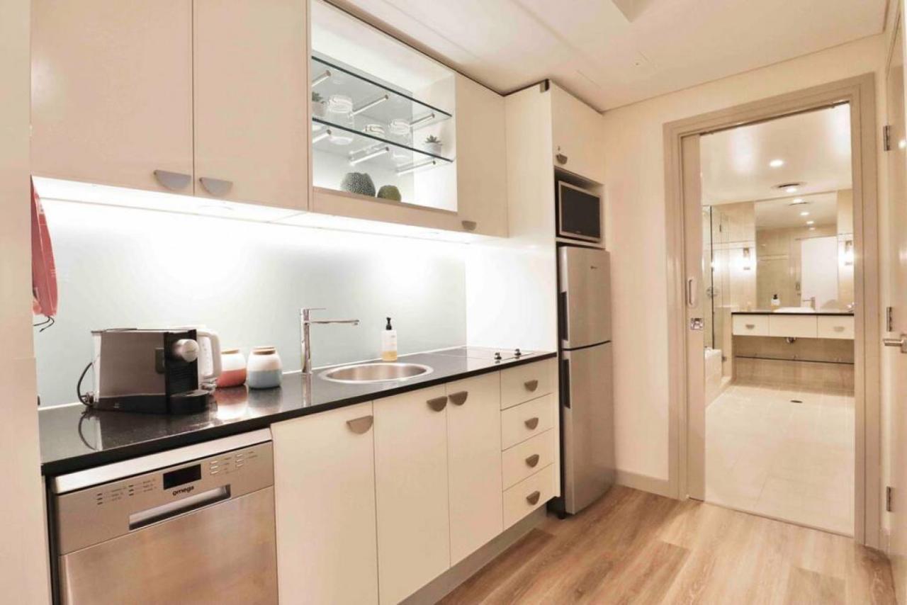 Hastings St Freshly Renovated 513 * Noosa Heads