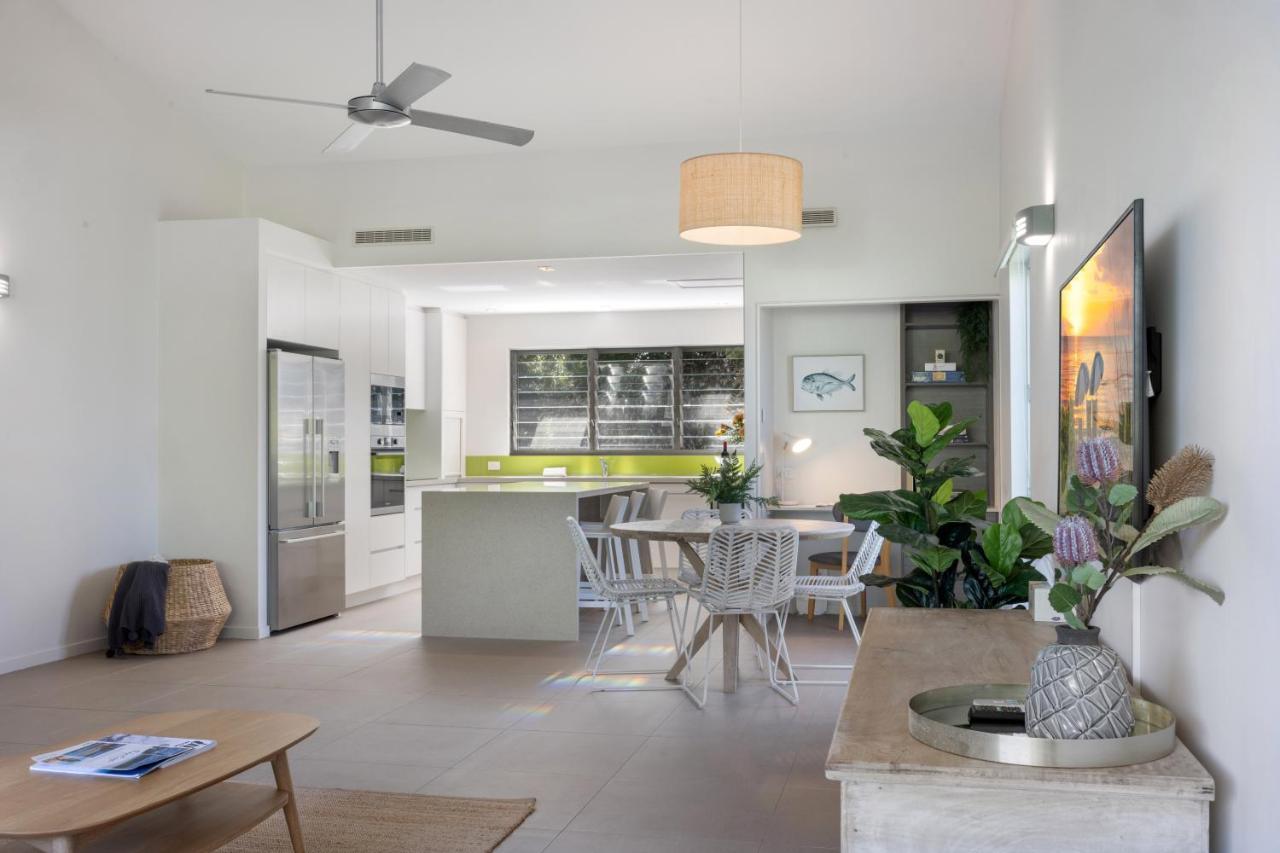 Holiday home Noosa Gem! Walking Distance To Cafes - Shops - Sunshine And Dog