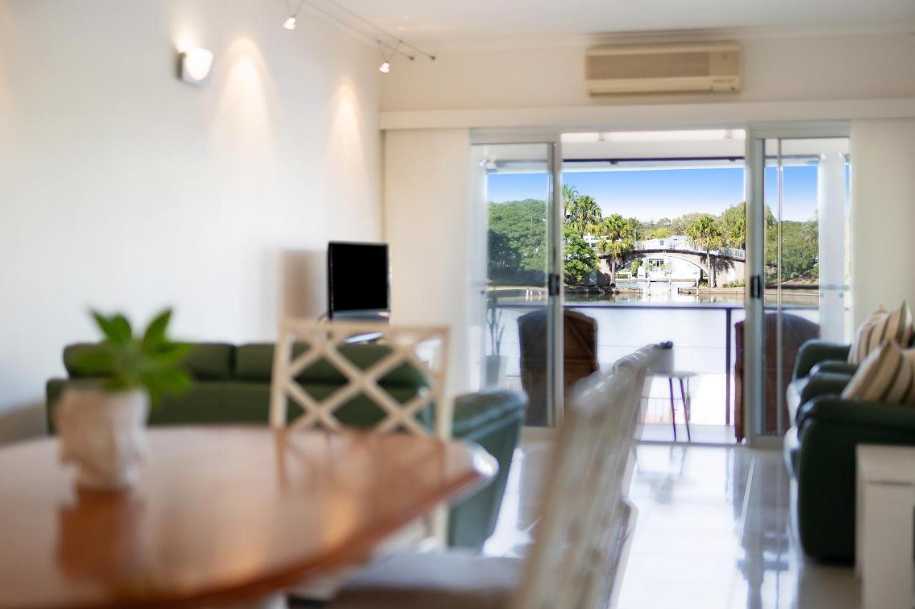 Sunseeker Noosa Waters
