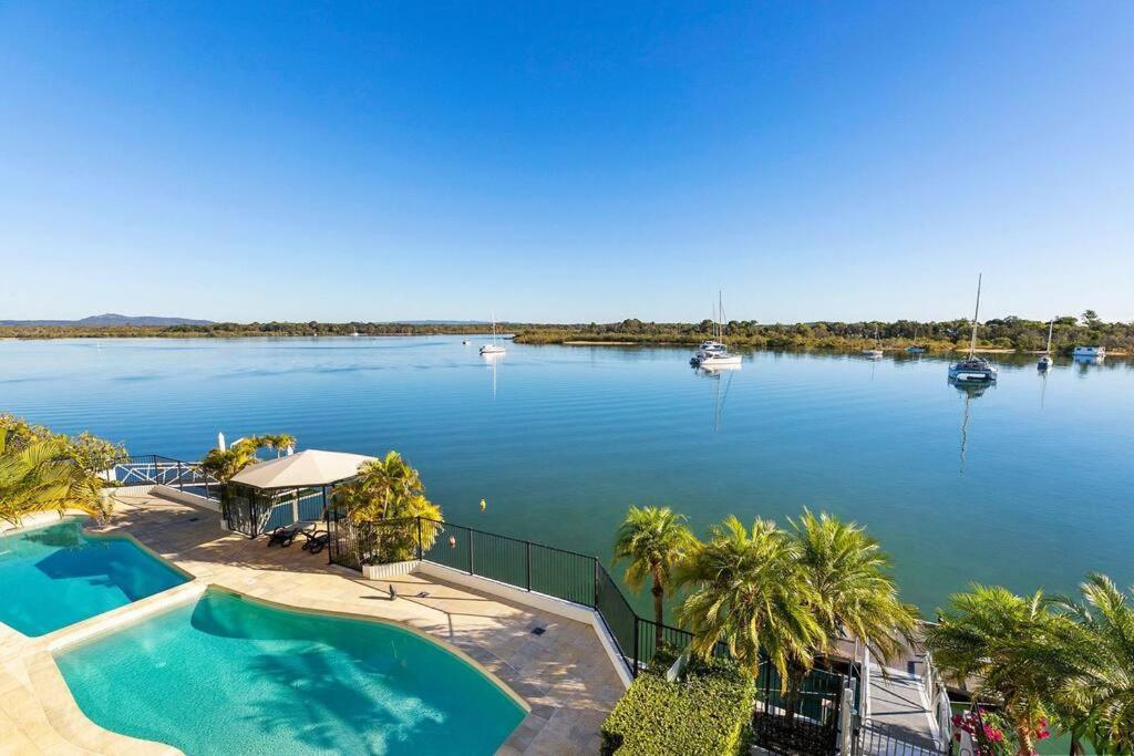 Commodore 5 Modern Waterfront Apartamento