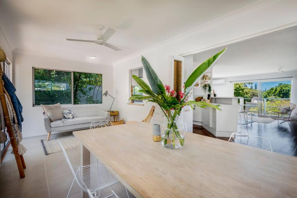 The Sunshine Shack - Boutique Holiday home Sunshine Beach