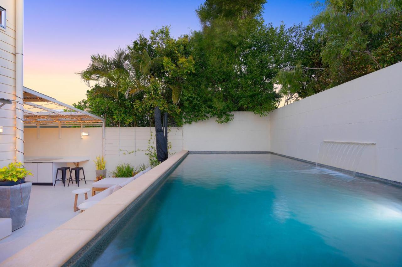 Chic Beachside Abode, Sunrise Sunrise Beach