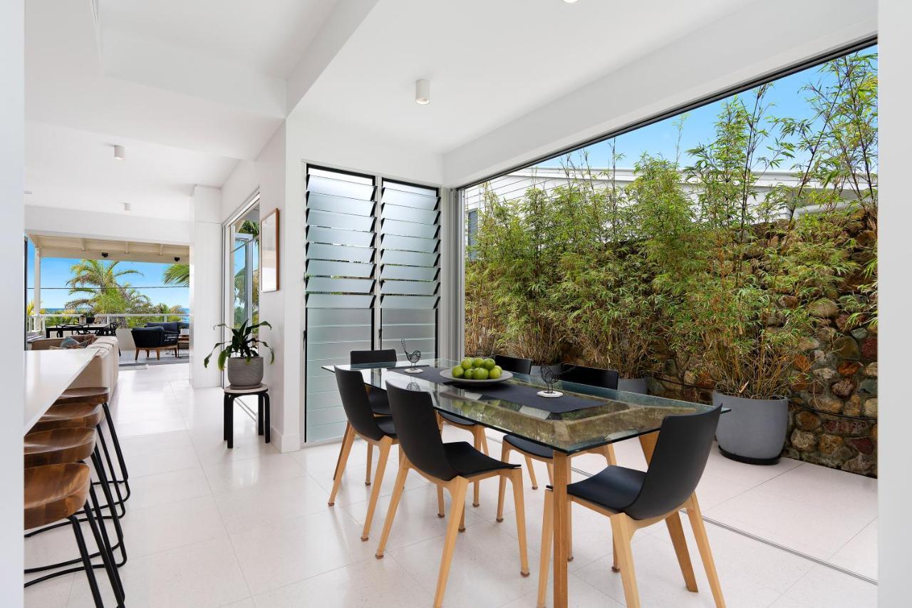 Chic Beachside Abode, Sunrise Apartment *