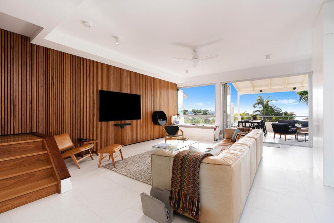 Chic Beachside Abode, Sunrise Sunrise Beach