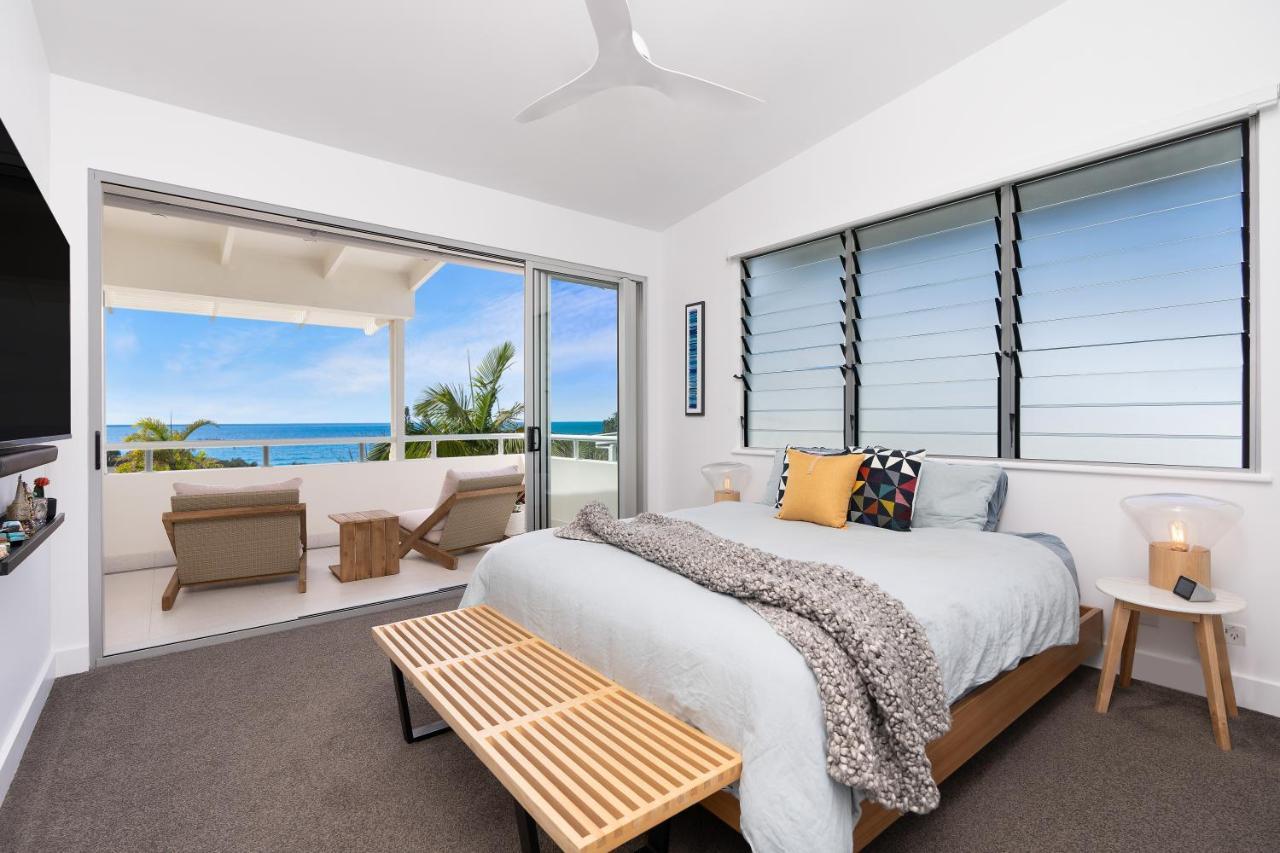 Chic Beachside Abode, Sunrise Apartment