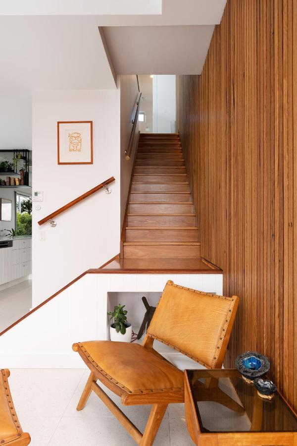 Chic Beachside Abode, Sunrise * Sunrise Beach