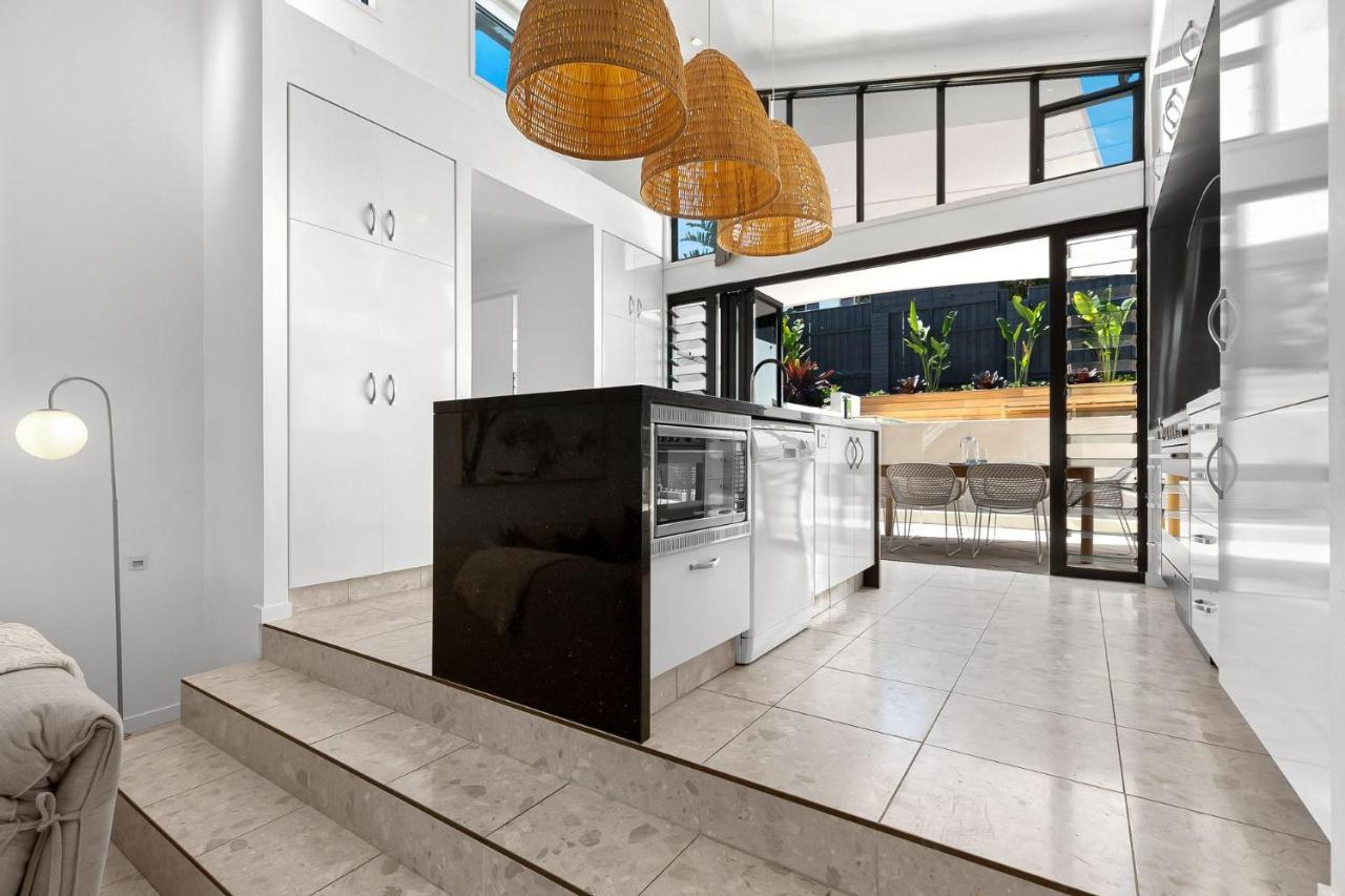2 Luna Noosa - Spacious Retreat In Elevated Location