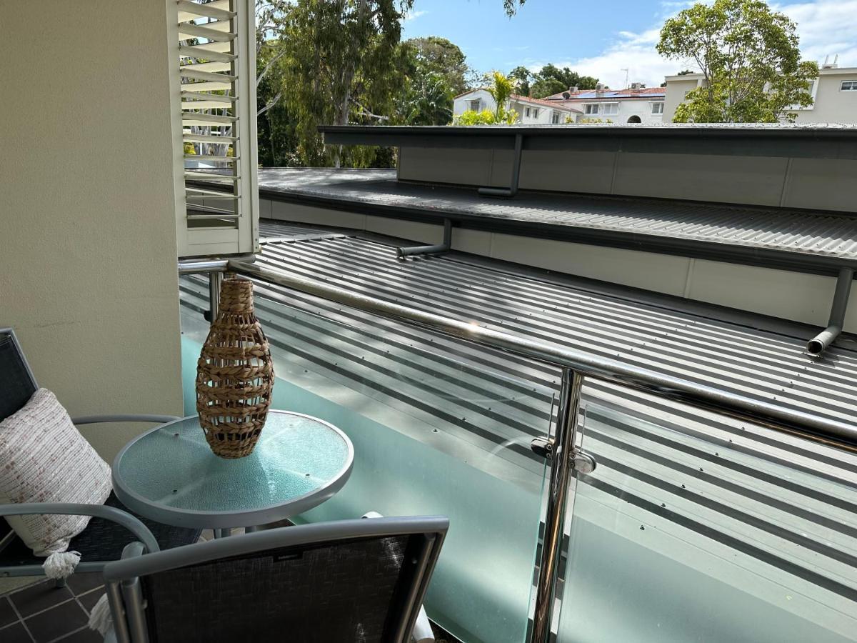 On Hastings Street * Noosa Heads