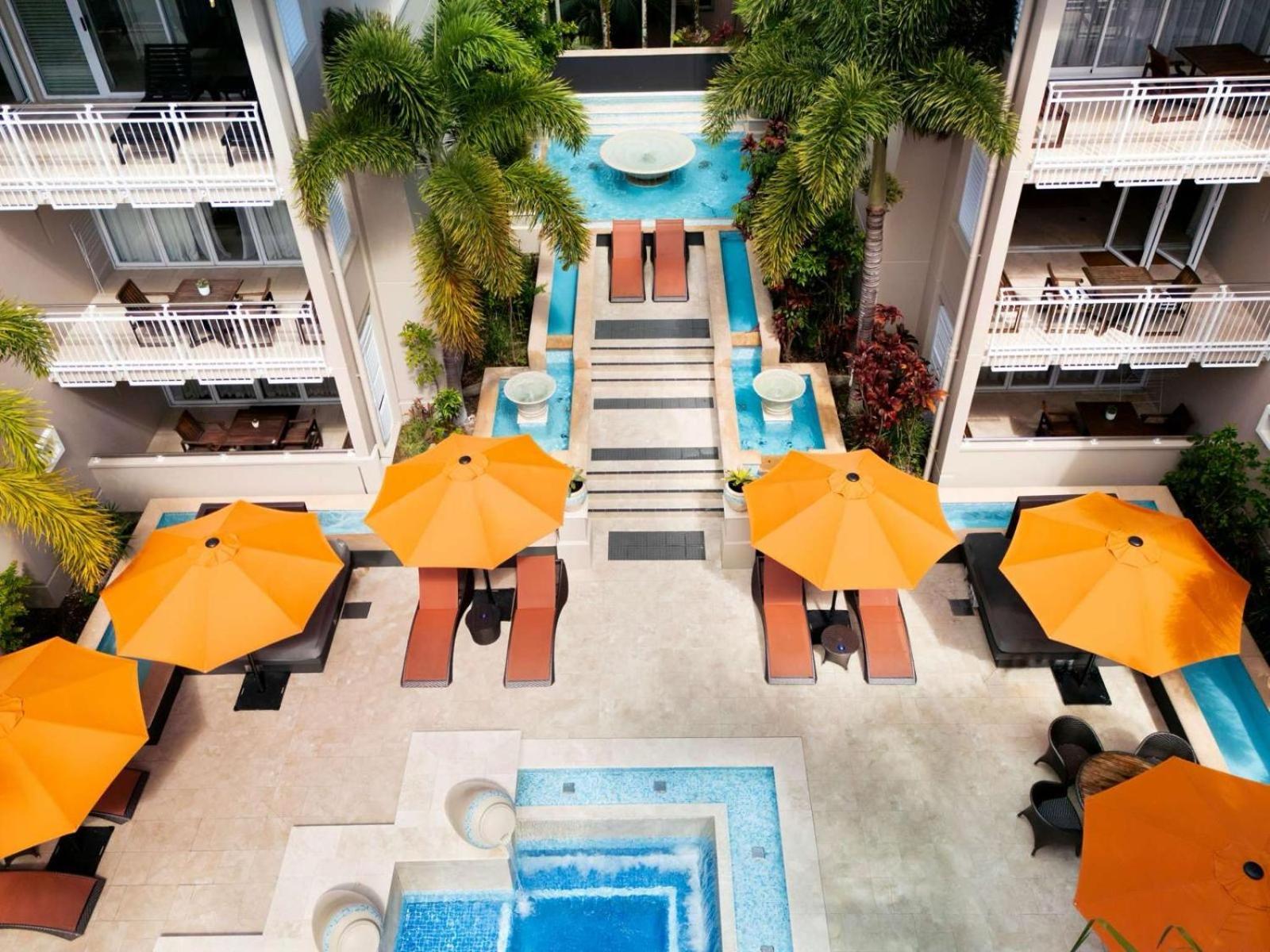 Resort Laguna On Hastings