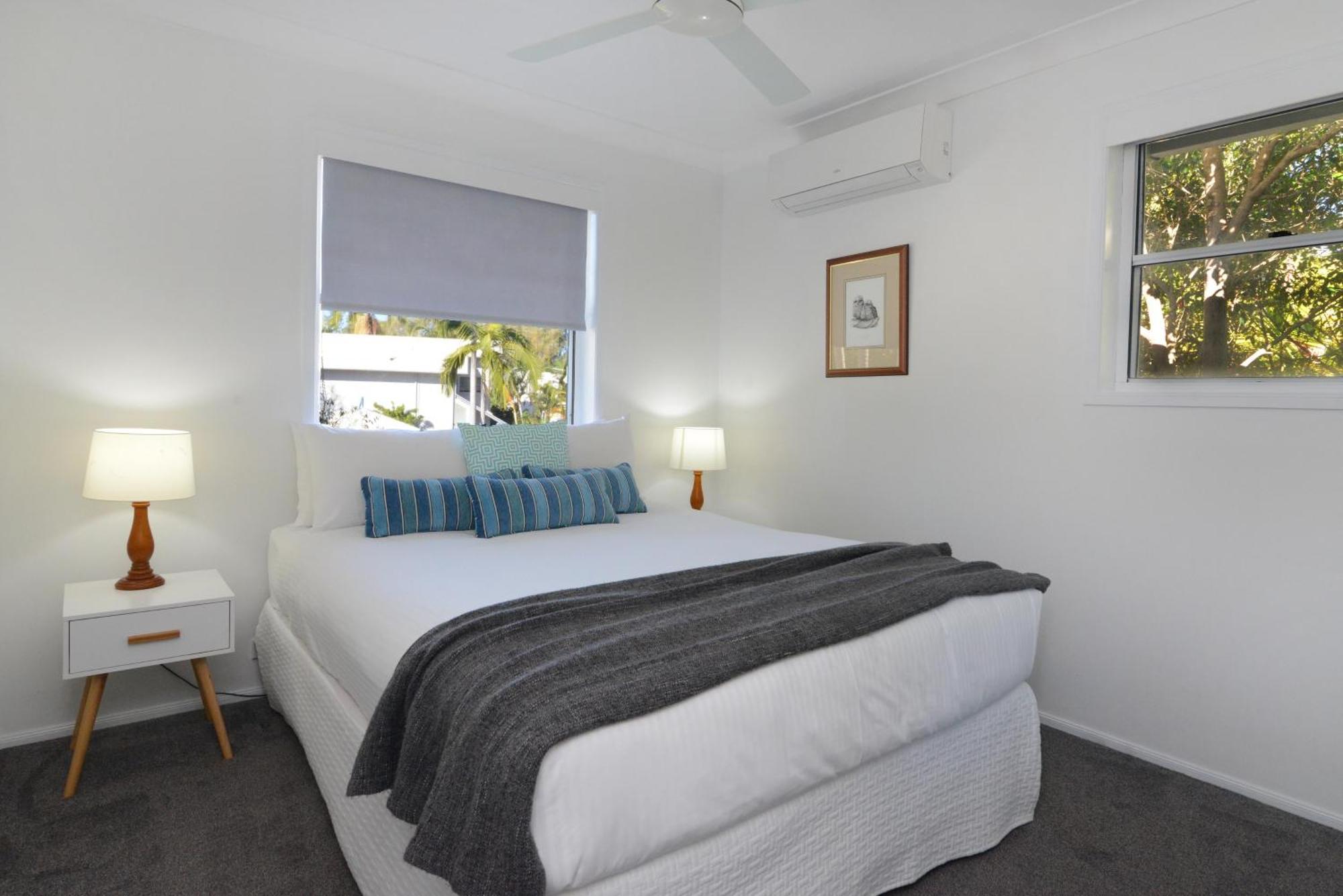 Noosa Entrance Waterfront 4*