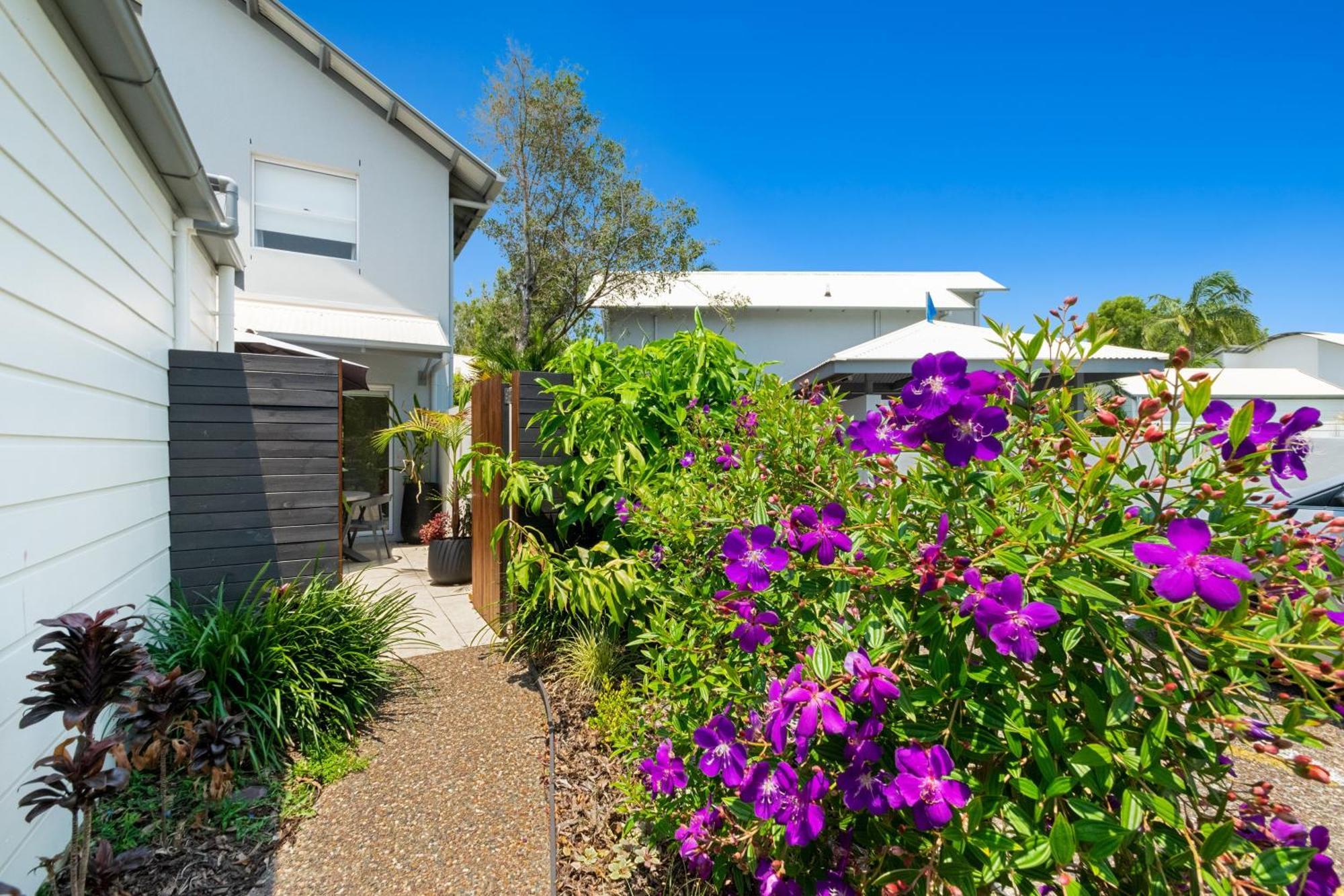 Noosa Entrance Waterfront