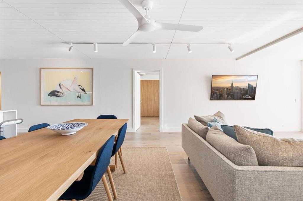 Quays Waterfront Apartment *