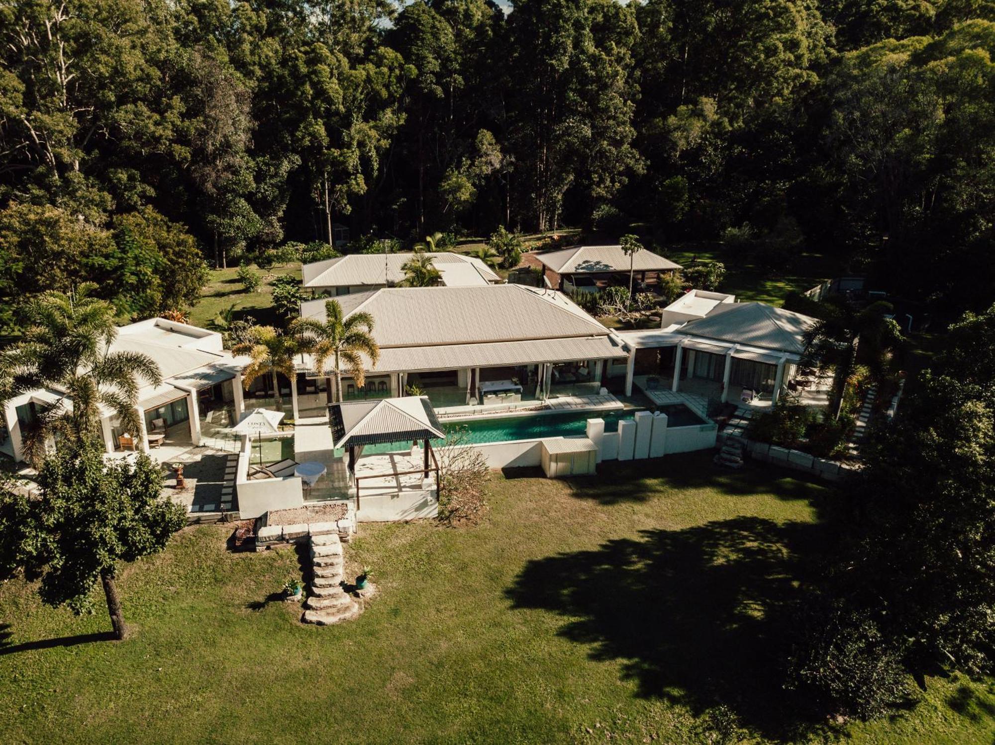 Alaya Bed & Breakfast 4*