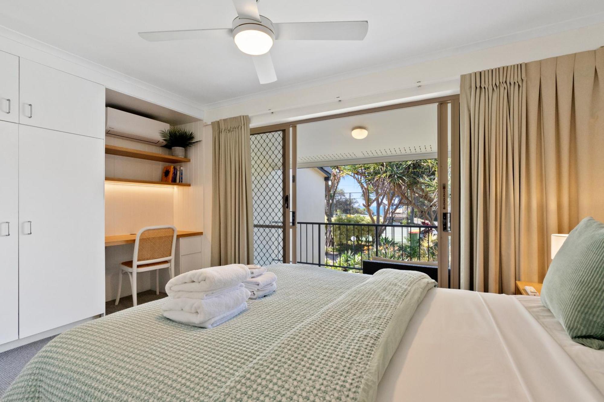 Breakers 3* Sunrise Beach